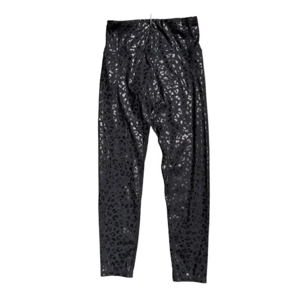 EUC High-Waist Yoga Leggings Cheetah Print‎ Black on Black Stretch Med